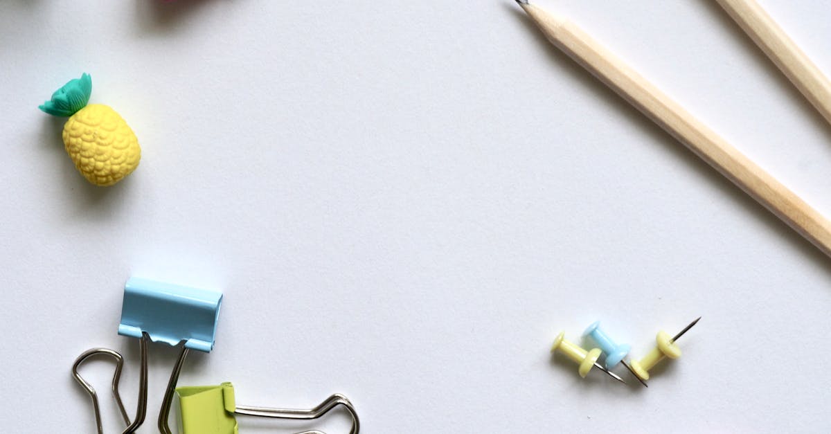 découvrez notre large sélection d'accessoires tendance pour compléter votre style et sublimer chaque tenue. accessoires de mode, bijoux, sacs et plus encore à prix attractifs.